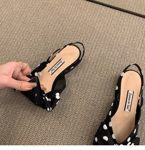 Sandalen mit Camie-Schleife